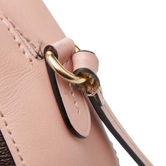 Louis Vuitton Cartouchiere MM Crossbody Monogram Leather  LOUIS VUITTON Brown Monogram Leather Shoulder Bag